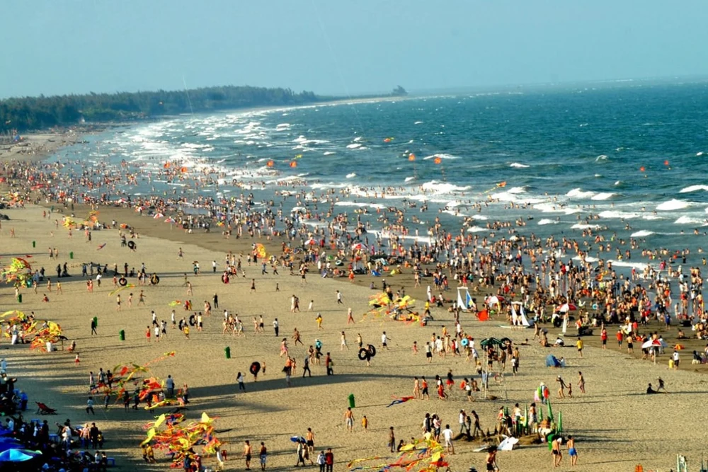 Bãi Tắm A - Năng Động Và Sôi Động Cho Gia Đình